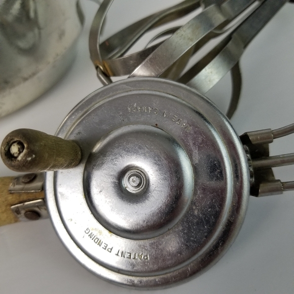 Lot of 8 Vintage Kitchen Gadgets w/ Green Handles - Picture 8 of 16